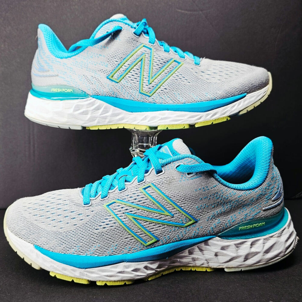 New Balance Women 9.5
